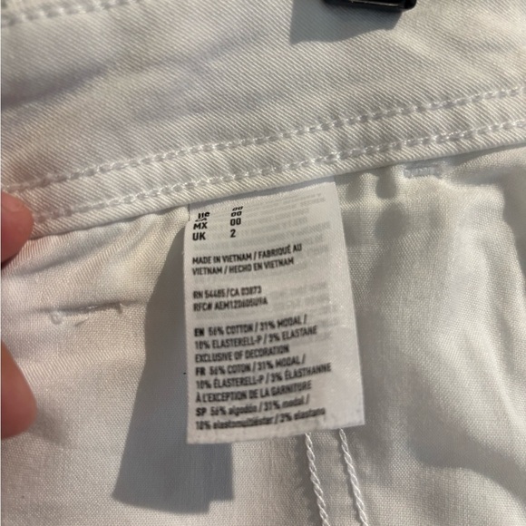 AMERICAN EAGLE AUTFITTERS - Picture 6 of 6